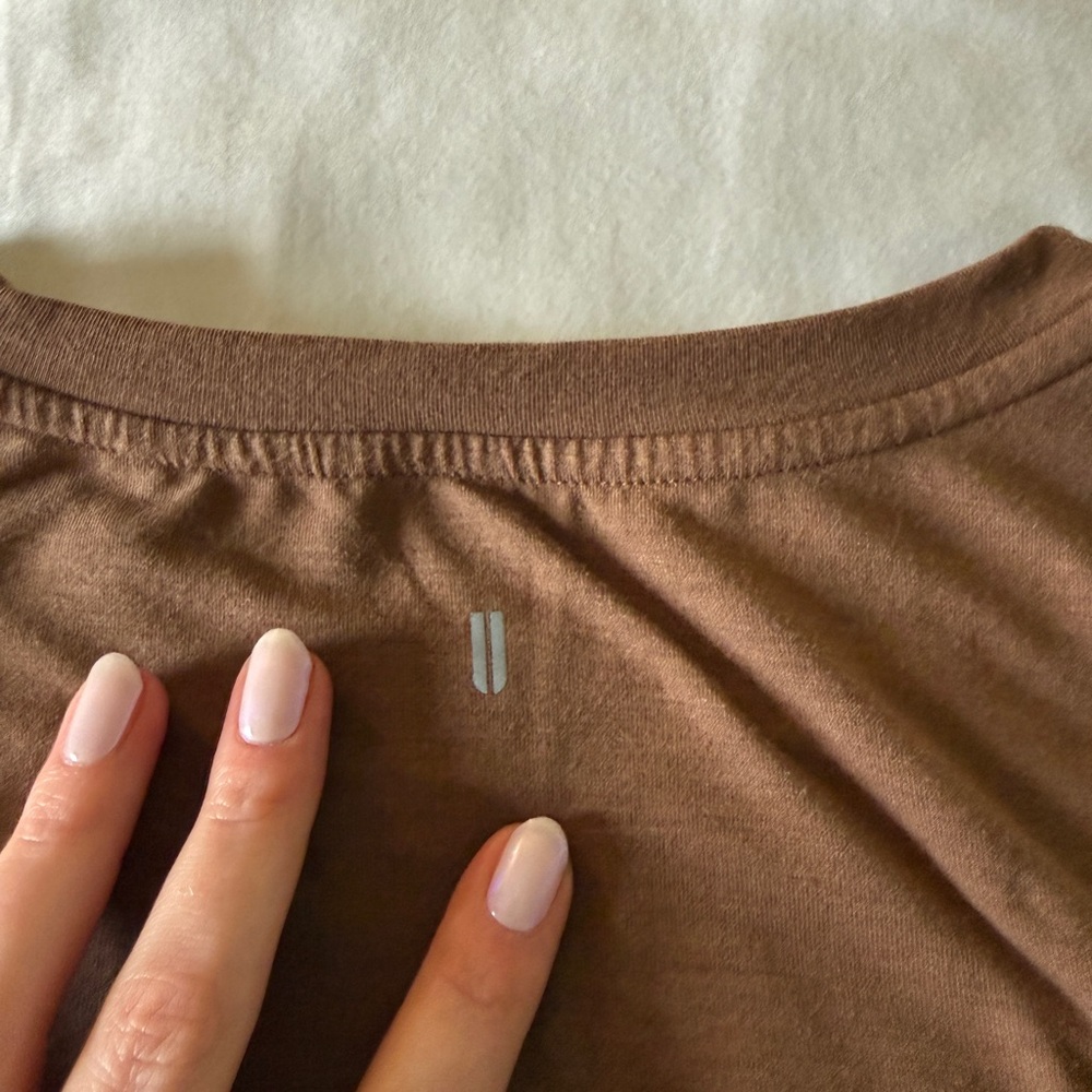 NOBULL Brown Cropped Muscle Tank with Black Logo - Picture 4 of 4